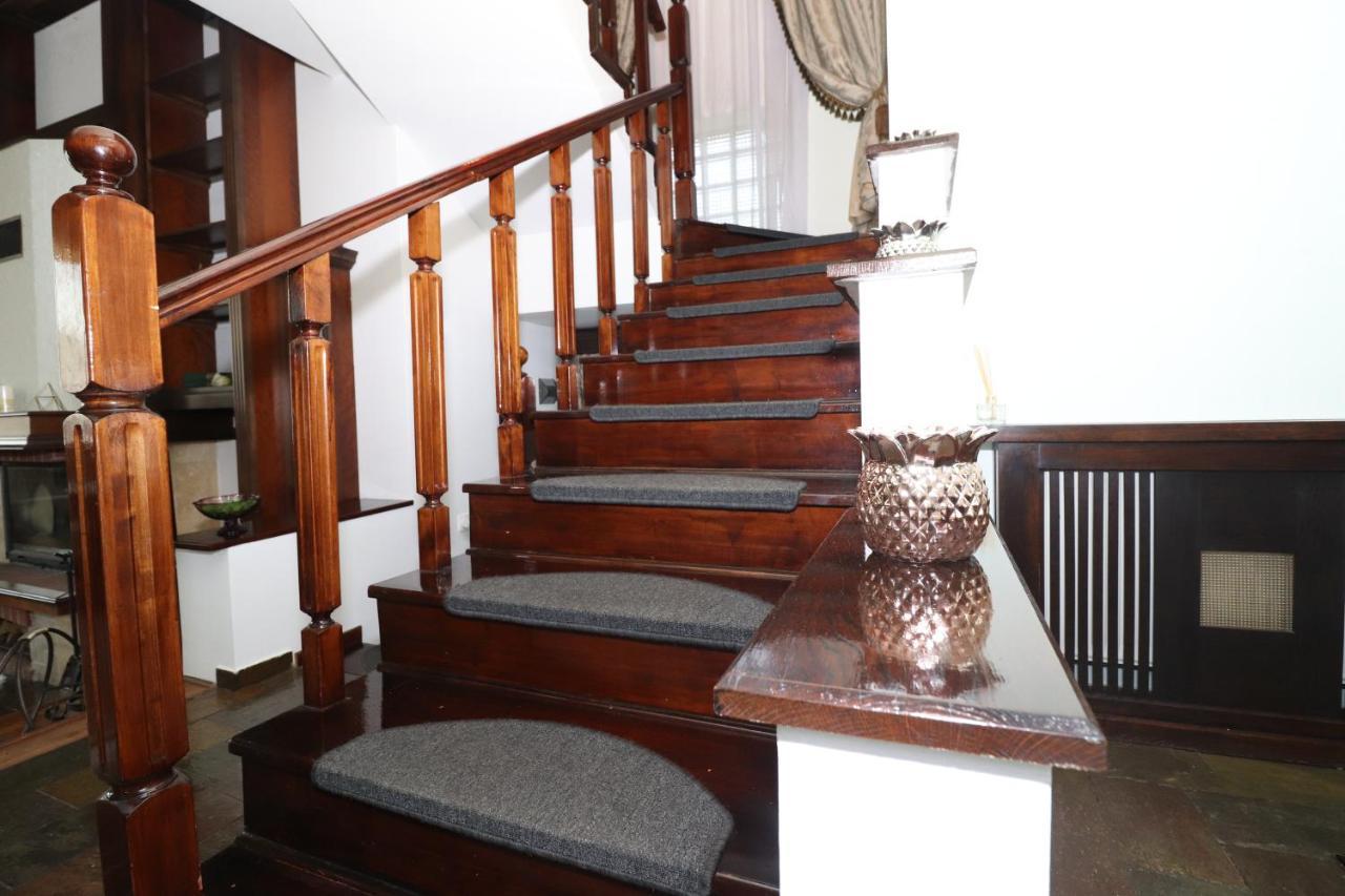 Casa Din *