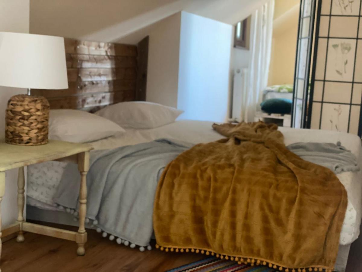 Casa Din B&B *